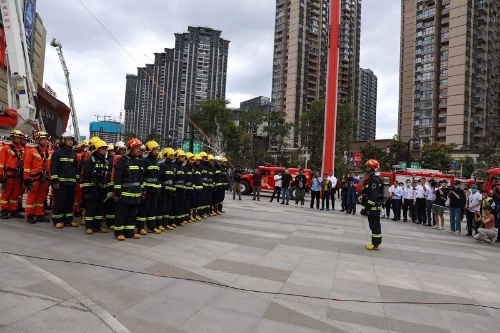 五华区举行大规模城市综合体消防应急救援演练 中国科学网www.minimouse.com.cn 五华区举行大规模城市综合体消防应急救援演练 中国科学网www.minimouse.com.cn