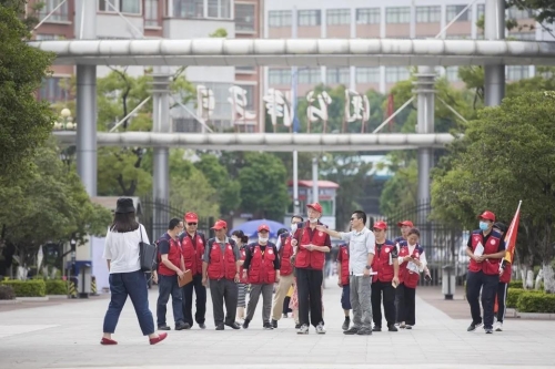 昆明市市民巡访团走进红云街道 中国科学网www.minimouse.com.cn 昆明市市民巡访团走进红云街道 中国科学网www.minimouse.com.cn