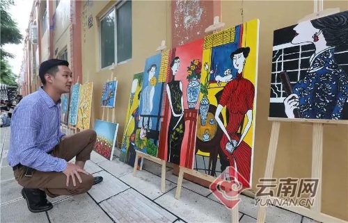 昆明蓝花楹大道“盲盒”集市成假日网红打卡点 中国科学网www.minimouse.com.cn