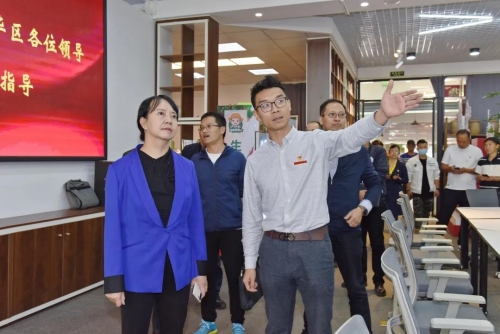 梁崑率队调研龙翔、莲华、红云街道 中国科学网www.minimouse.com.cn 梁崑率队调研龙翔、莲华、红云街道 中国科学网www.minimouse.com.cn