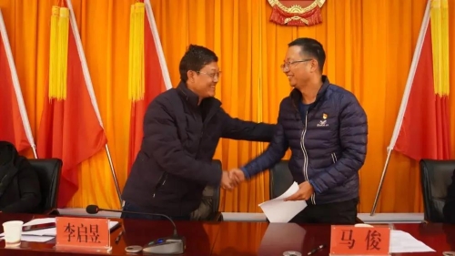 扶贫先扶志 扶贫必扶智 五华区新的社会阶层人士扶贫助学在行动 中国科学网www.minimouse.com.cn
