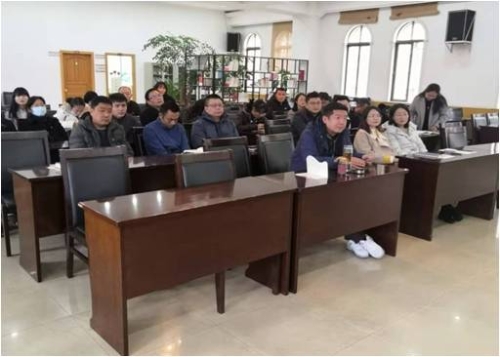 中共五华区人力资源和社会保障局委员会组织干部职工集中观看《围猎:行贿者说》电视系列专题片 中国科学网www.minimouse.com.cn
