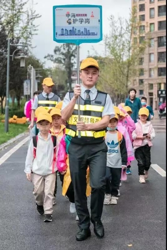 红云辖区成立7个“环境和物业管理委员会”解决居民烦心事 中国科学网www.minimouse.com.cn
