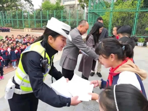 警花绽放 | 公安五华分局民警赵立红荣获国家级表彰 中国科学网www.minimouse.com.cn