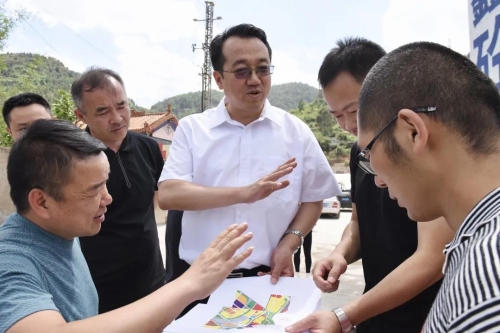 区政府主要领导率队调研五华区城中村改造、产业园、足球训练基地项目 中国科学网www.minimouse.com.cn