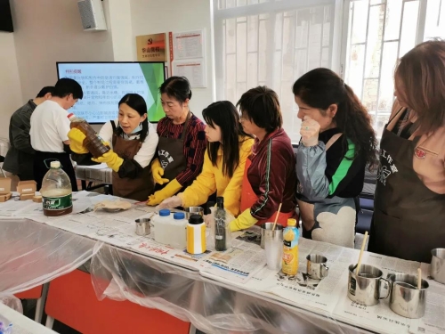 五华区“创益计划 ”项目 推介42个社工服务项目 投入资金1190万元 中国科学网www.minimouse.com.cn 五华区“创益计划 ”项目 推介42个社工服务项目 投入资金1190万元 中国科学网www.minimouse.com.cn