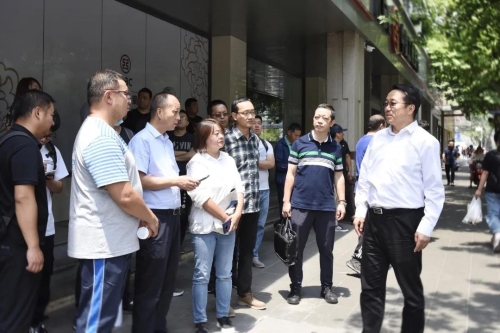 清理城市“蜘蛛网” 区政府主要领导率队调研金碧路架空线缆整治工作 中国科学网www.minimouse.com.cn