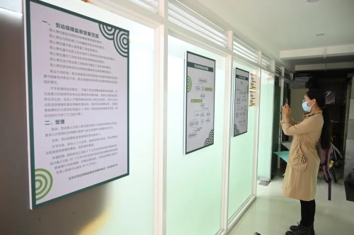 我为群众办实事︱五华区人社局为民服务映初心、暖人心 中国科学网www.minimouse.com.cn 我为群众办实事︱五华区人社局为民服务映初心、暖人心 中国科学网www.minimouse.com.cn