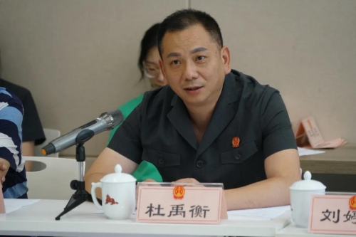 “誓做一名永葆军人本色的法院人”  ——五华法院召开复转军人座谈会 中国科学网www.minimouse.com.cn