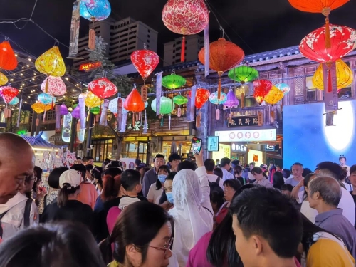 中央广播电视总台亚非中心“海外主播打卡生态昆明”走进五华 中国科学网www.minimouse.com.cn