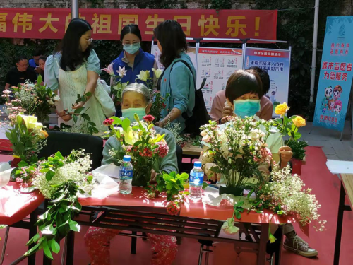 丰宁街道开展“同升国旗、同唱国歌”活动 中国科学网www.minimouse.com.cn