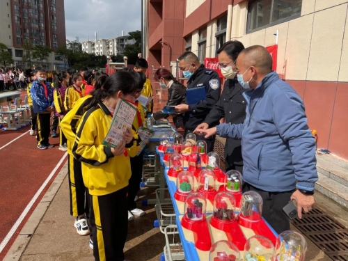 红云司法所联合开展以反邪教和青少年毒品预防为主题的青少年普法宣传活动 中国科学网www.minimouse.com.cn