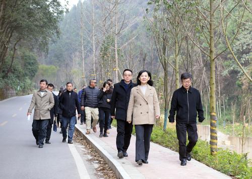 熊瑞丽率队巡查新运粮河综合整治情况 中国科学网www.minimouse.com.cn 熊瑞丽率队巡查新运粮河综合整治情况 中国科学网www.minimouse.com.cn