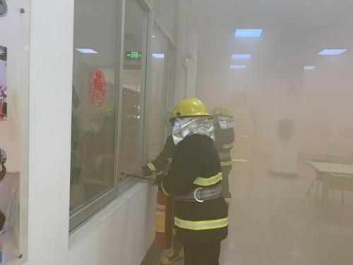 防患于未“燃”  消防实战大练兵 中国科学网www.minimouse.com.cn