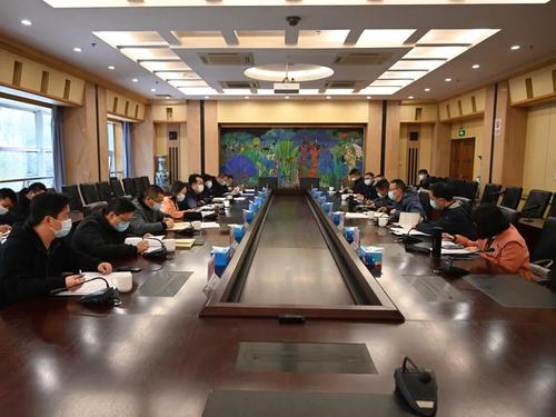  五华区应对疫情工作领导小组第六次会议强调：查找封堵短板漏洞 科学精准有效落实防控措施 坚决筑牢抗击疫情坚固防线 中国科学网www.minimouse.com.cn