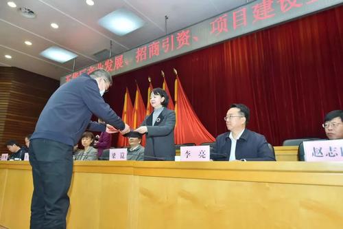  “五个争先”：五华区奋力在全市发展中走在前、作示范 中国科学网www.minimouse.com.cn