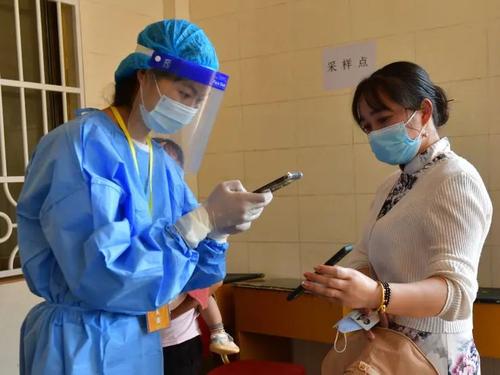  家门口测核酸！五华流动核酸检测采样车开进少数民族山地村 中国科学网www.minimouse.com.cn