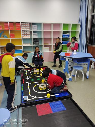 创客与人工智能展示中心落地乡村学校农村孩子零距离感受新科技 中国科学网www.minimouse.com.cn 创客与人工智能展示中心落地乡村学校农村孩子零距离感受新科技 中国科学网www.minimouse.com.cn