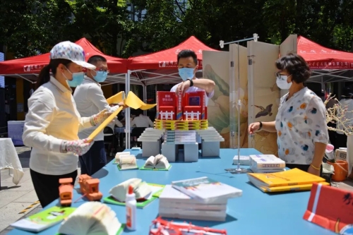 五华区开展“弘扬延安精神 传承红色基因 赓续红色血脉”主题实践“阅读南屏”读书活动 中国科学网www.minimouse.com.cn