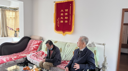 92岁退役军人倾尽所能捐资助学回报家乡 中国科学网www.minimouse.com.cn