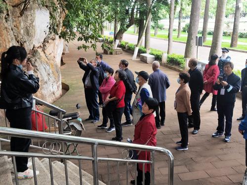 五华区组织军休功臣疗养活动 中国科学网www.minimouse.com.cn