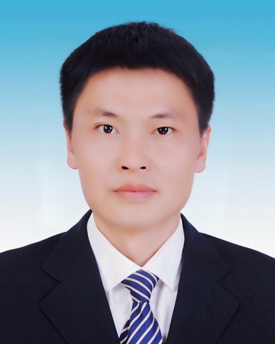 周蔚