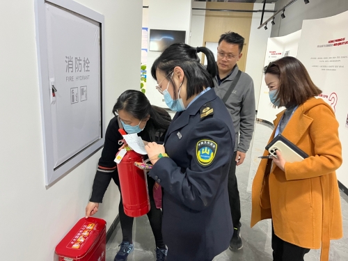 五华区卫生健康局安全生产检查照片