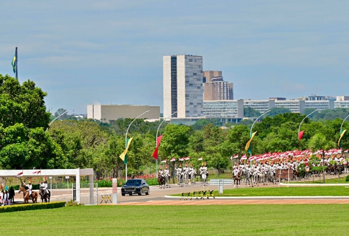 f5d1c3b28354441d9570b63fd570e894