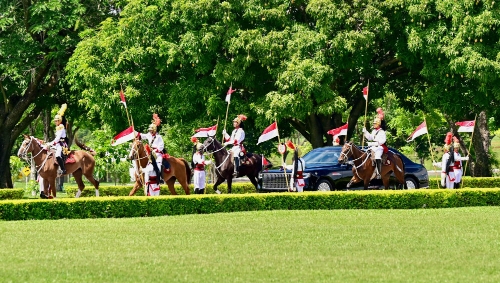 83304d702e504a0fb8b586aad9aa2a825