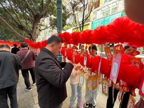 8f8b7a649e0fc06f81f333f870a12484